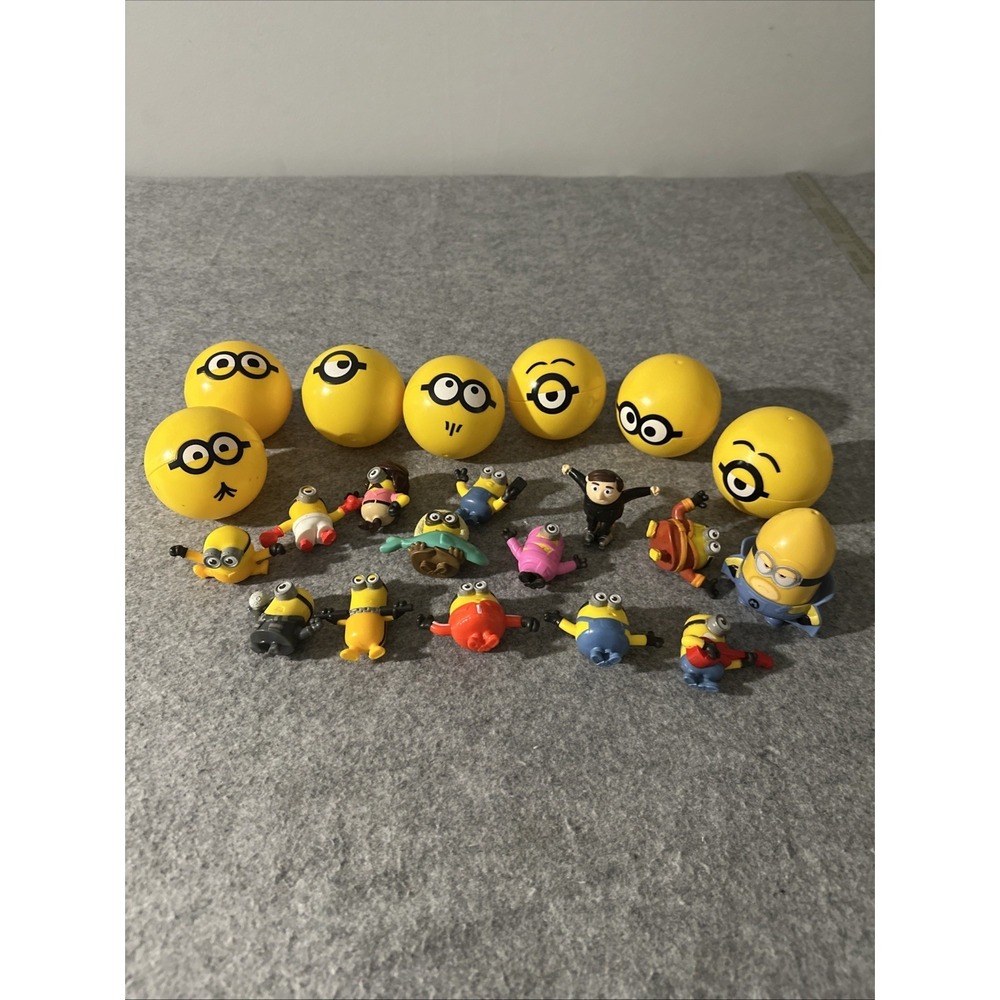 Lot 18 Despicable Me Minions McDonald's Toys Happy Meal Minion Figures & Balls